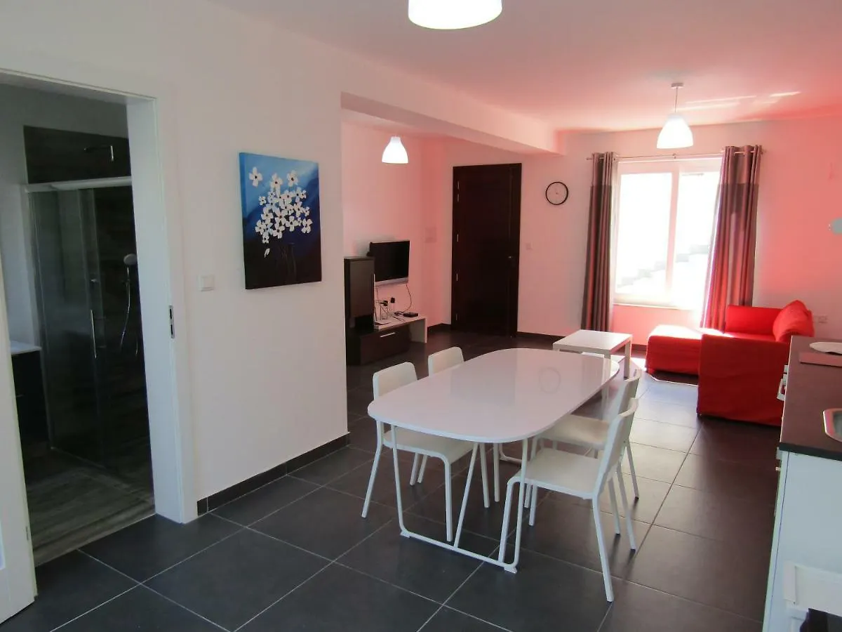 1 Flame Trees Apartment Saint Julian's