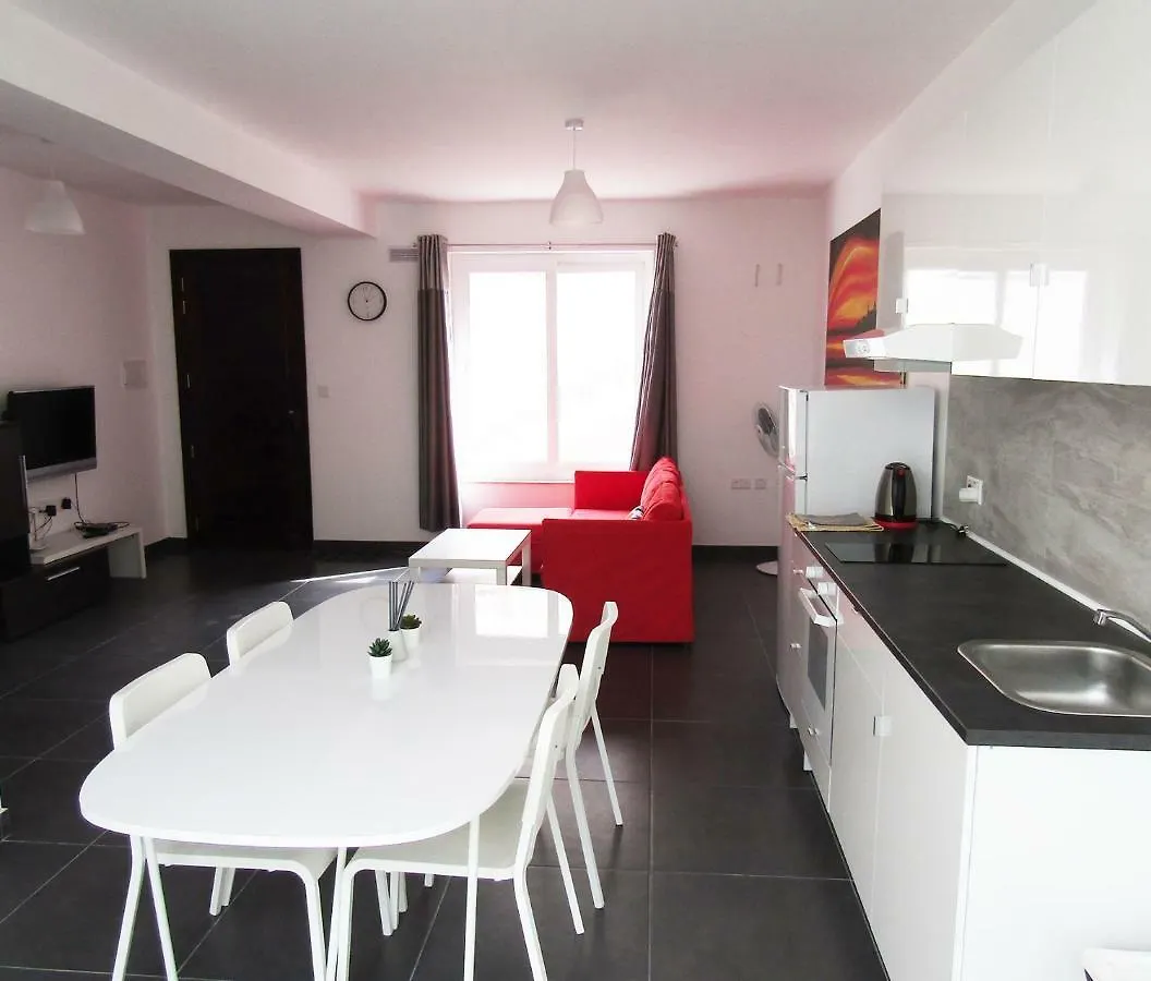 1 Flame Trees Apartment Saint Julian's Malta